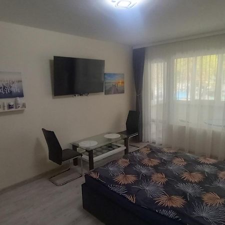 Cosy Apartment Varna Exterior foto